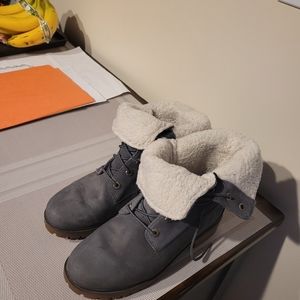 Winter boots